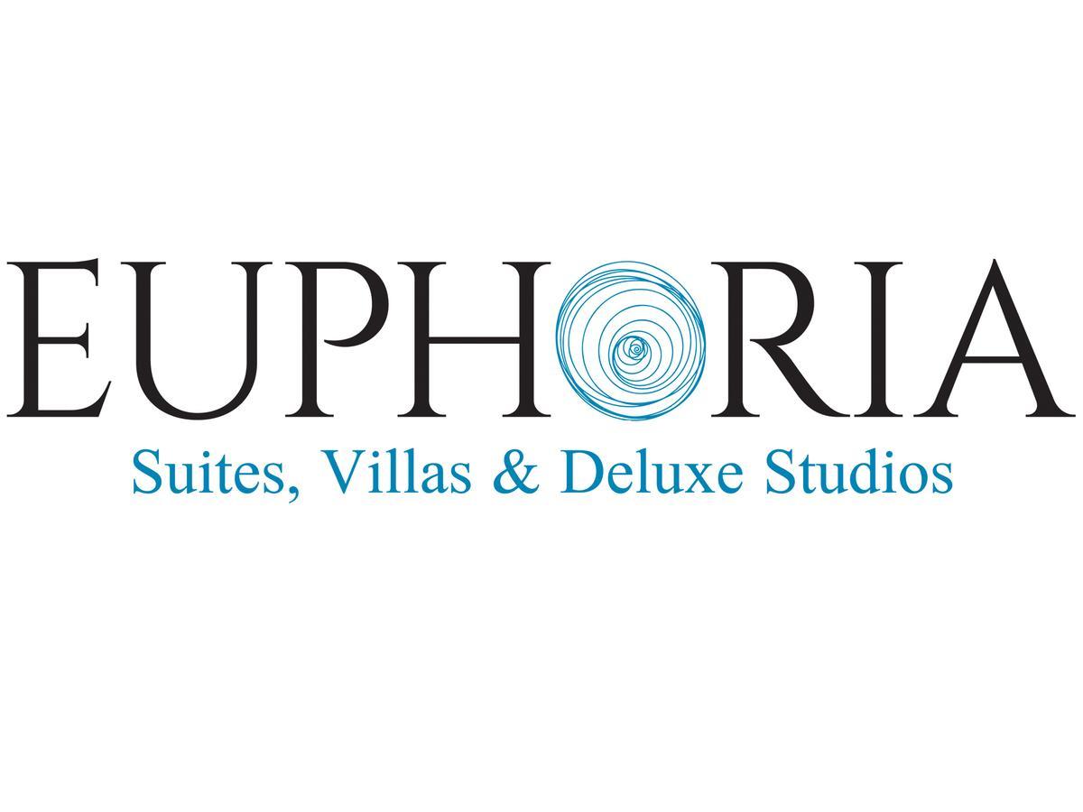 Euphoria Suites & Deluxe Studios Фира Екстериор снимка